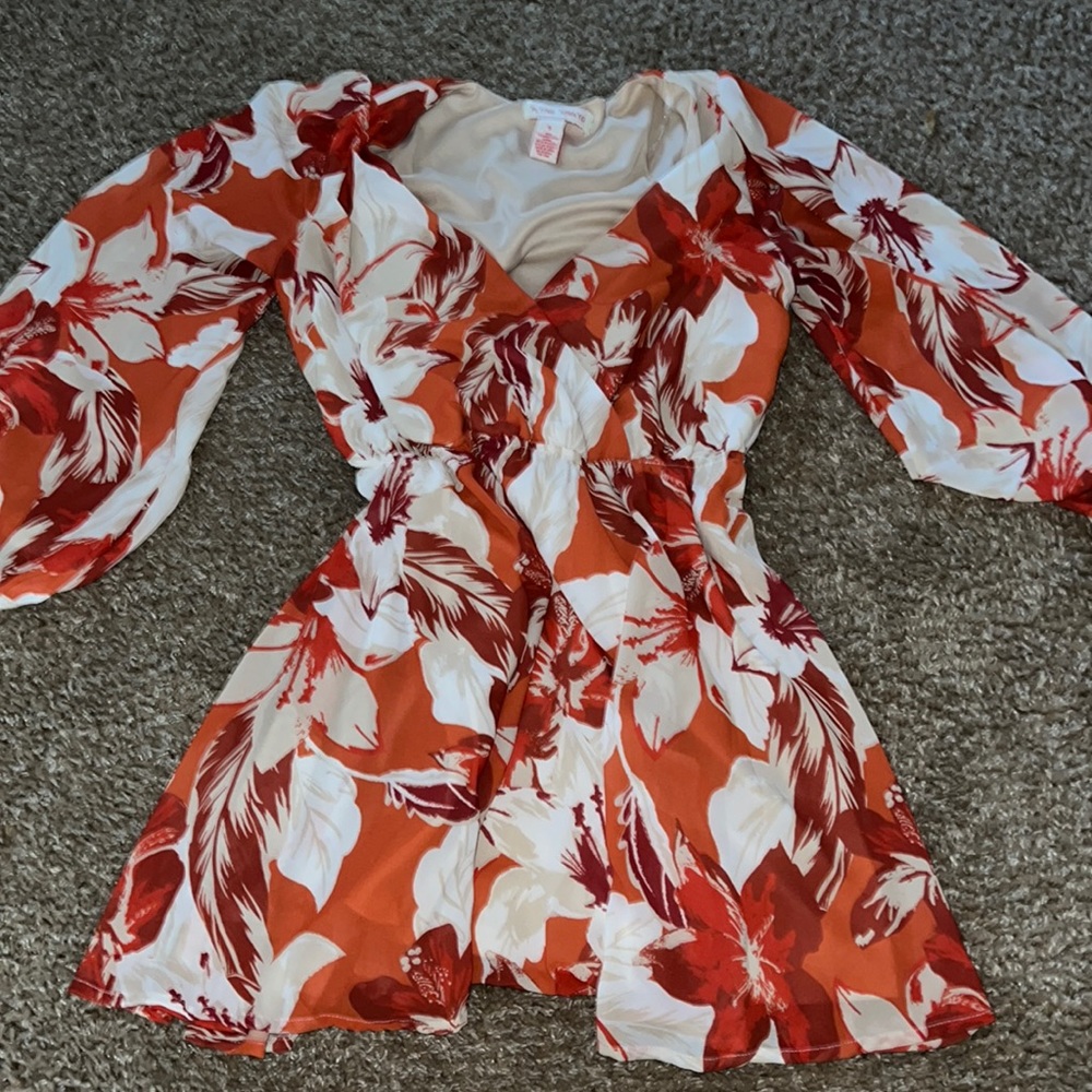 Worn once! Cute long sleeve mini dress! From Flying Tomato, very comfortable!